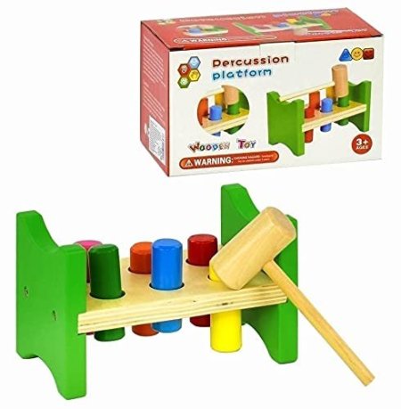 لعبة مطرقة خشبية مع وتد