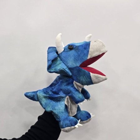 دمية ديناصور أزرق